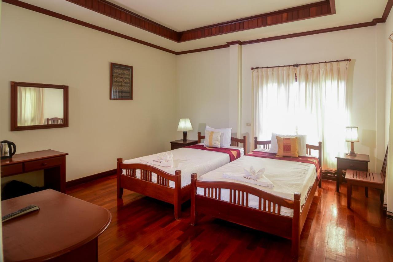 Senesothxuene Hotel Muang Khong Bagian luar foto