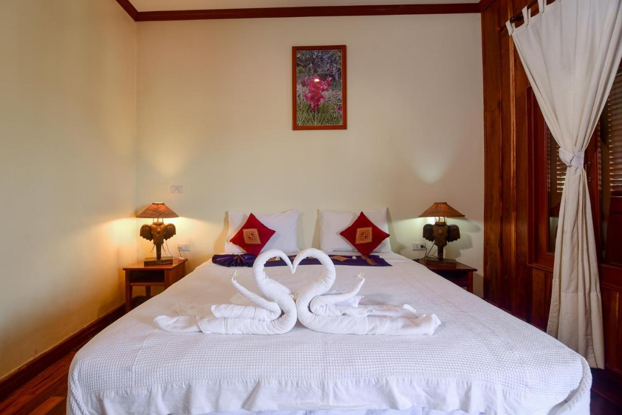 Senesothxuene Hotel Muang Khong Bagian luar foto